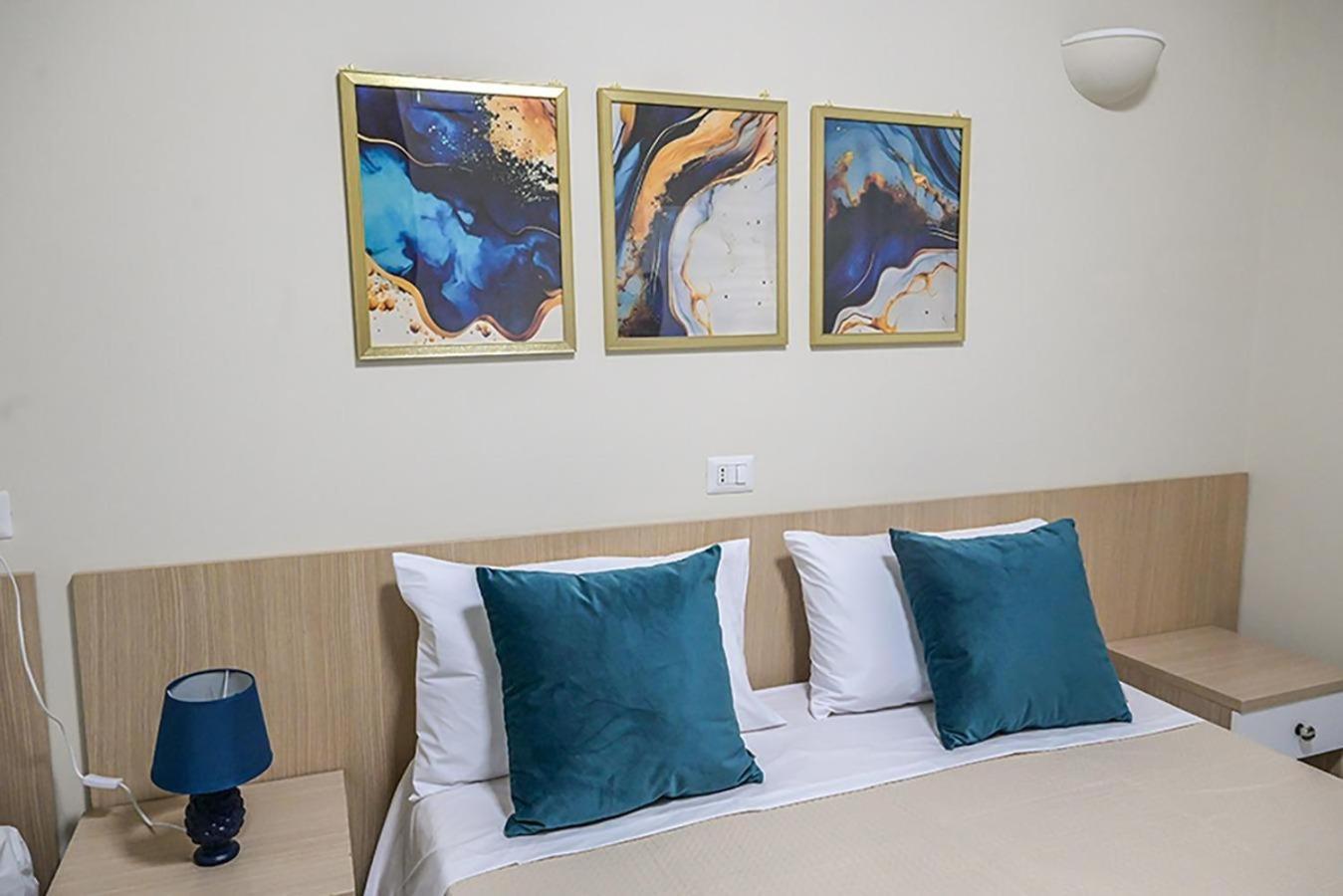Suisse Hotel Caserta Kültér fotó